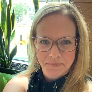 Meet your Posher, Theresa